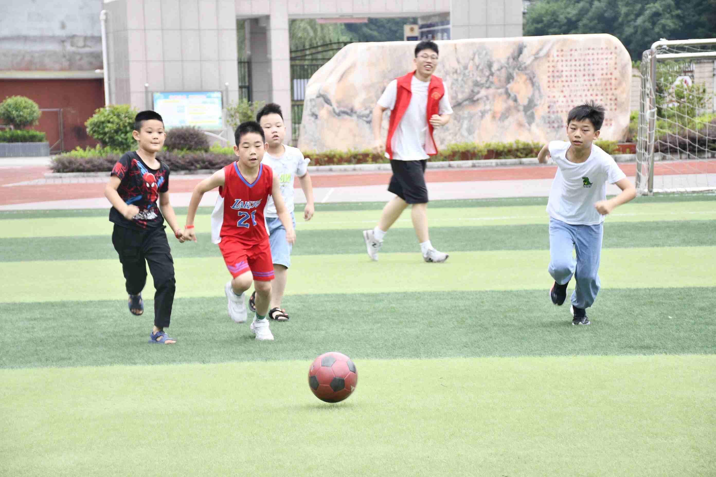 ���t·ͯ�С�־Ը����ꠣ������l�����������ϣ��֮��