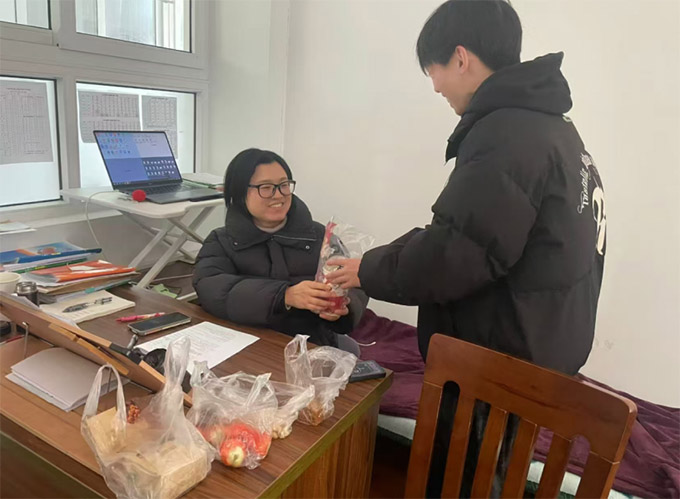 �đ�ɣ������ϵĸУ