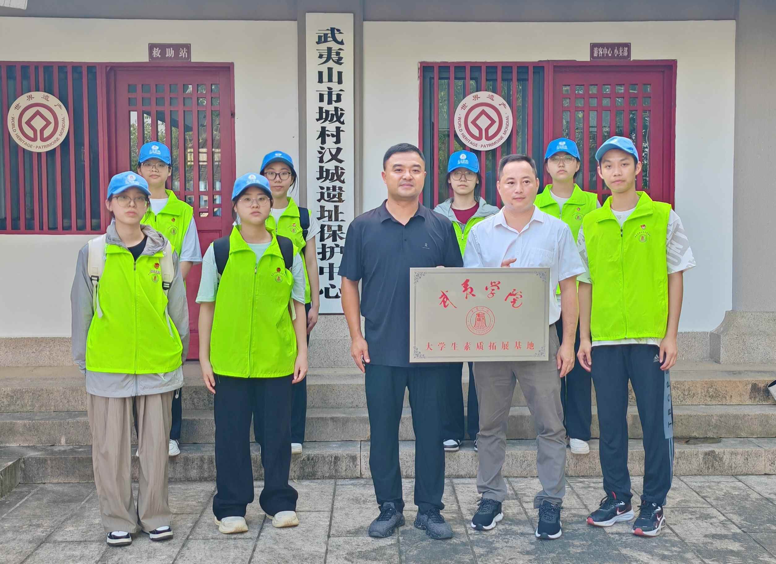 �������ƣ�ʷԒ�d�d �������ČW(xu��)�ӵĳǴ�h���Ļ�̽��֮��