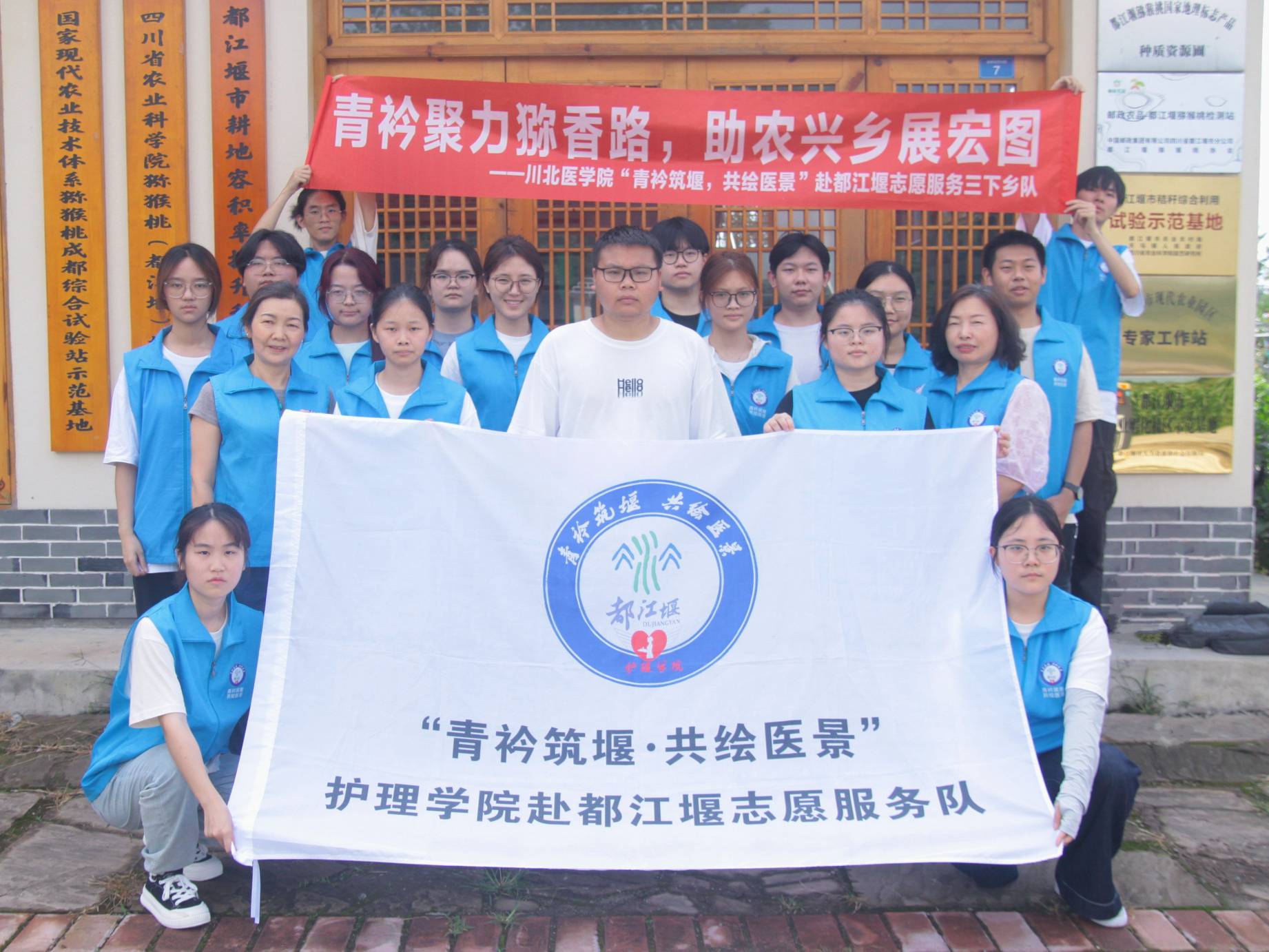 �����l֮�J���Үa�I�lչ֮·����Ԓ�Ĵ�ʡ�J���҅f�����L��־��