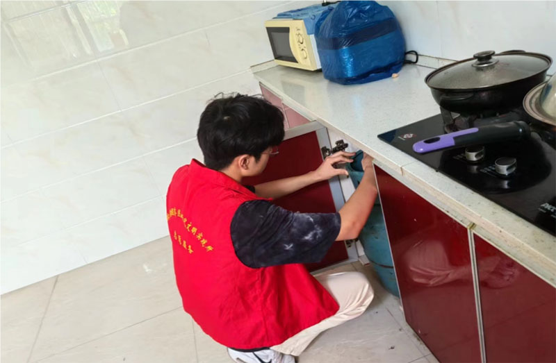 ��P־Ը����(w��)���񣬹������C��^(q��)