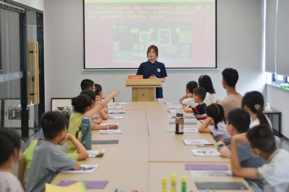 ͯ��ͯȤ ��Ʒ�̼�֮��