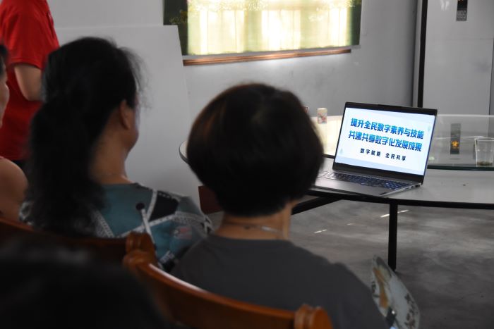 �����_չ�����I�������������Ɣ��ֽ����lչ