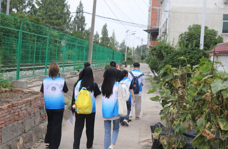 ���M��h�x���(zh��n)��̽�L�S���Ļ��c�l(xi��ng)������