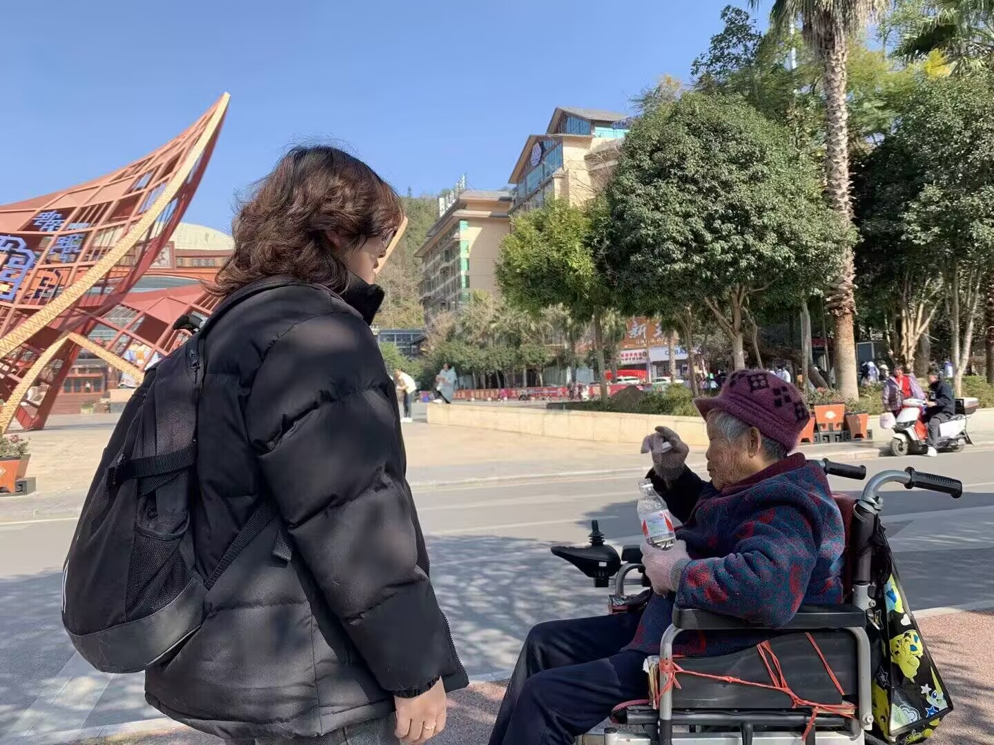 �V������W(xu��)�Ӻ���������`���LՄȺ���˽⬎�志�CԔ�飬���뽻������(chu��ng)���z����δ��