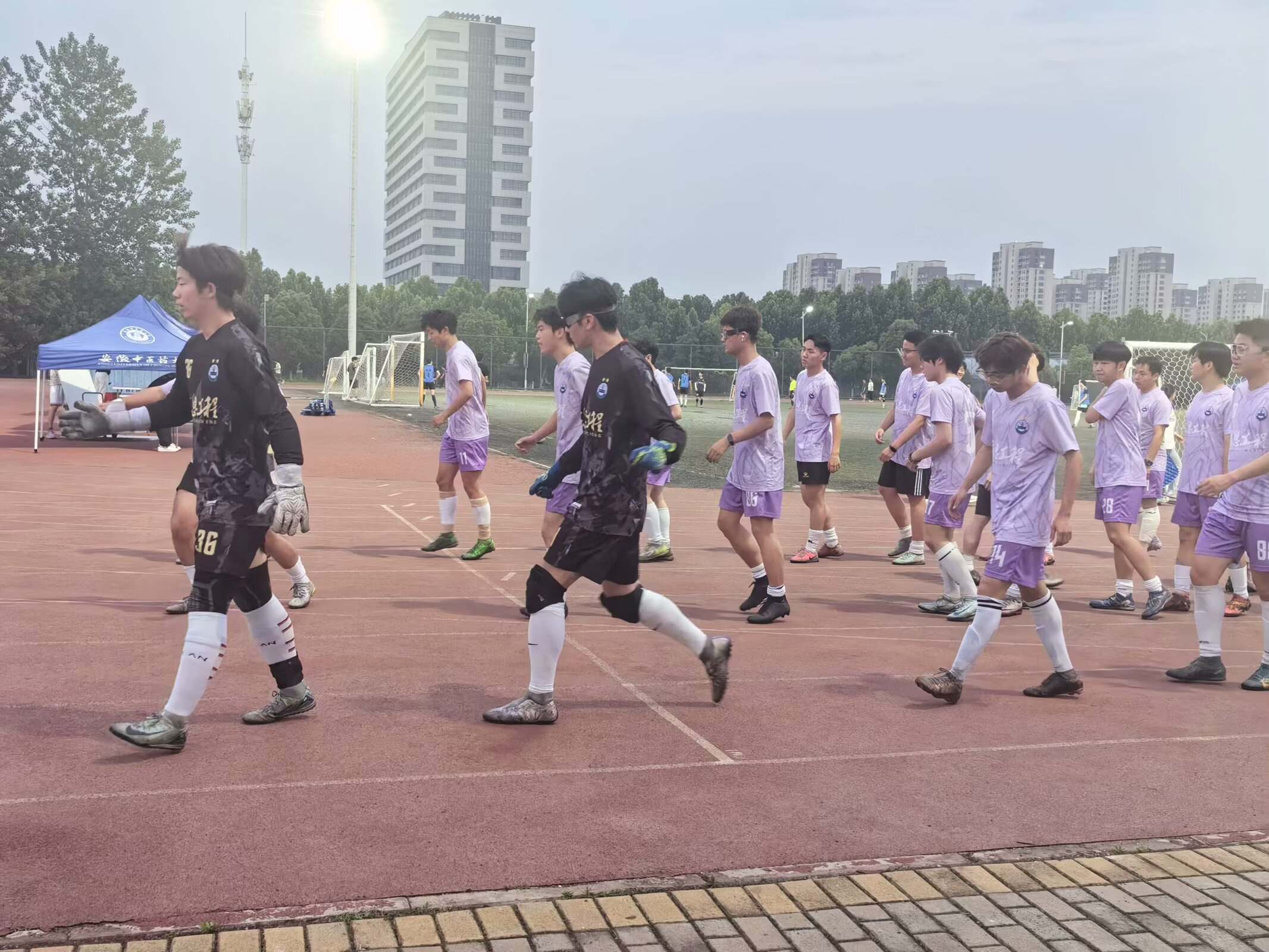 ���Ź�Ժ�����Z���ֱ���܊ �G����(ch��ng)��չӲ���L(f��ng)�ɡ�