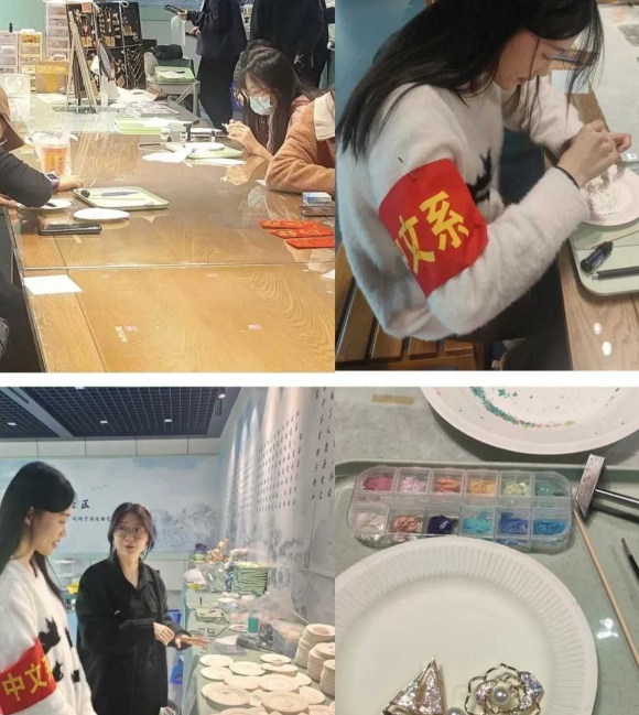 ���f��W(xu��)���M(j��n)��^(q��)�����Ļ����У�����(m��ng)���ҡ�־Ը����(w��)�(du��)�_չ�����з��z֮�⣬�w�(y��n)����L(f��ng)�A��־Ը����(w��)���(d��ng)