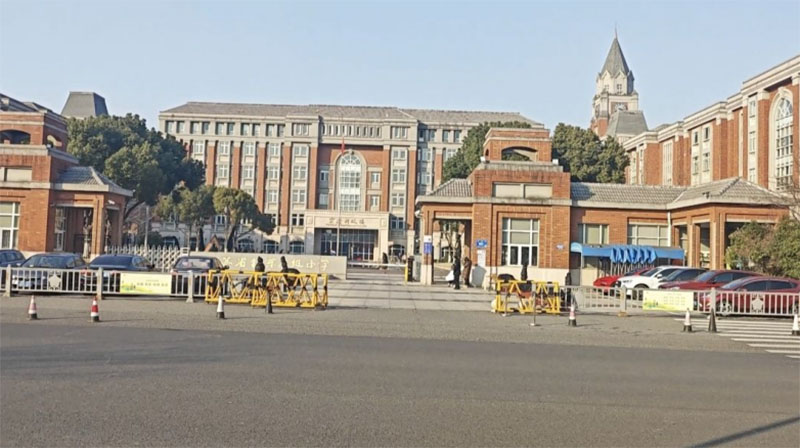 ���K�Ƽ���W���{�WԺ�_չ���ؚw���`ĸУ����������δ�������ك���W��ĸУ�л��