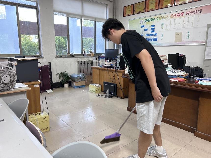 ɽ�|���̌W(xu��)Ժ��(sh��)�W(xu��)�c��Ϣ�ƌW(xu��)�W(xu��)Ժ�_չ�̎���(ji��)ϵ�л��(d��ng)