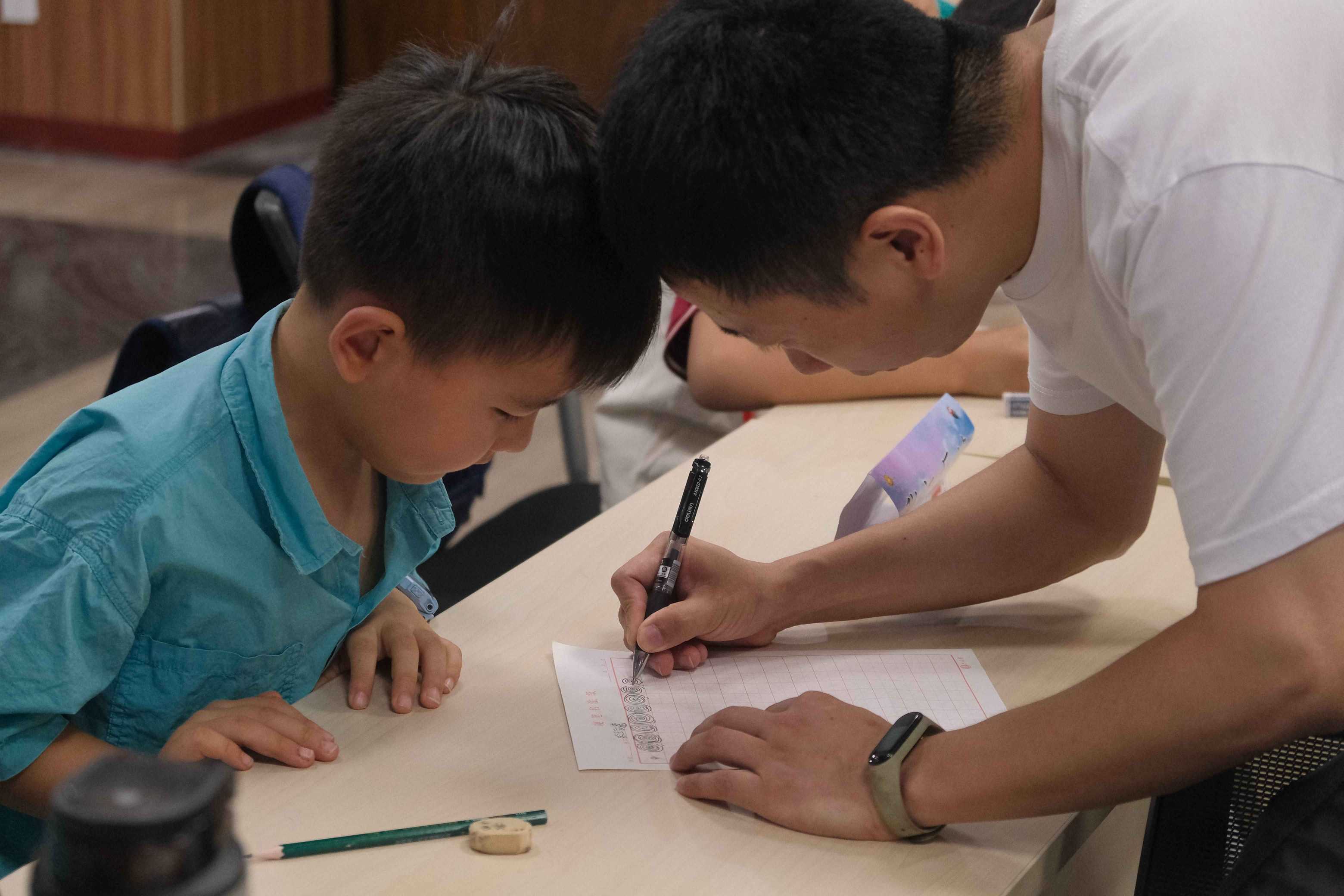 ͬ��о������������δ���������X���^���ۆ����磬����������ͯ���С�  ����������`�