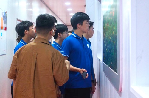 ���ݳ�ɽ��̽�L��������һ�T������׷����������ɽ��򞡱