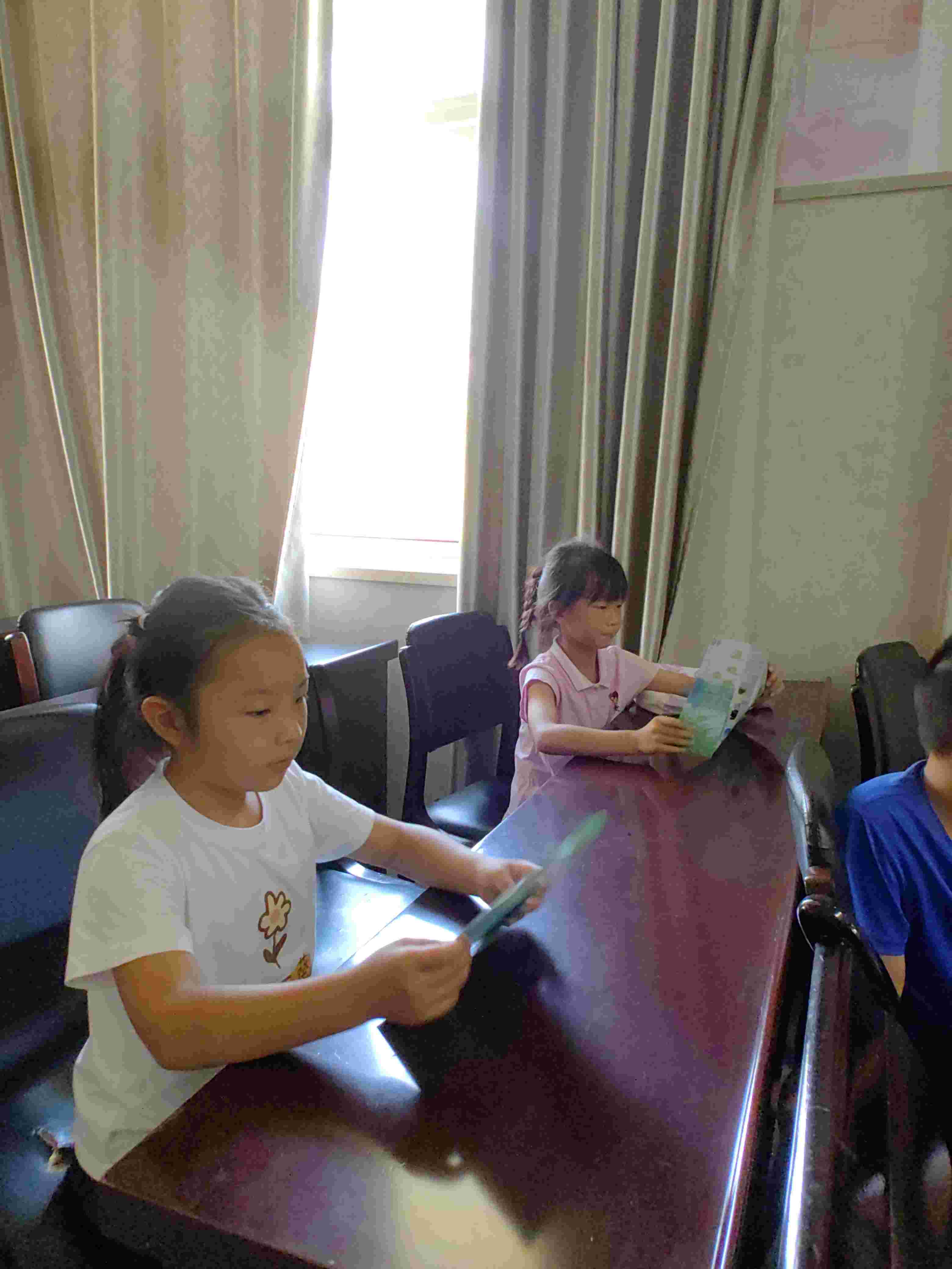 ��ؾG�⣬���ҹ��o