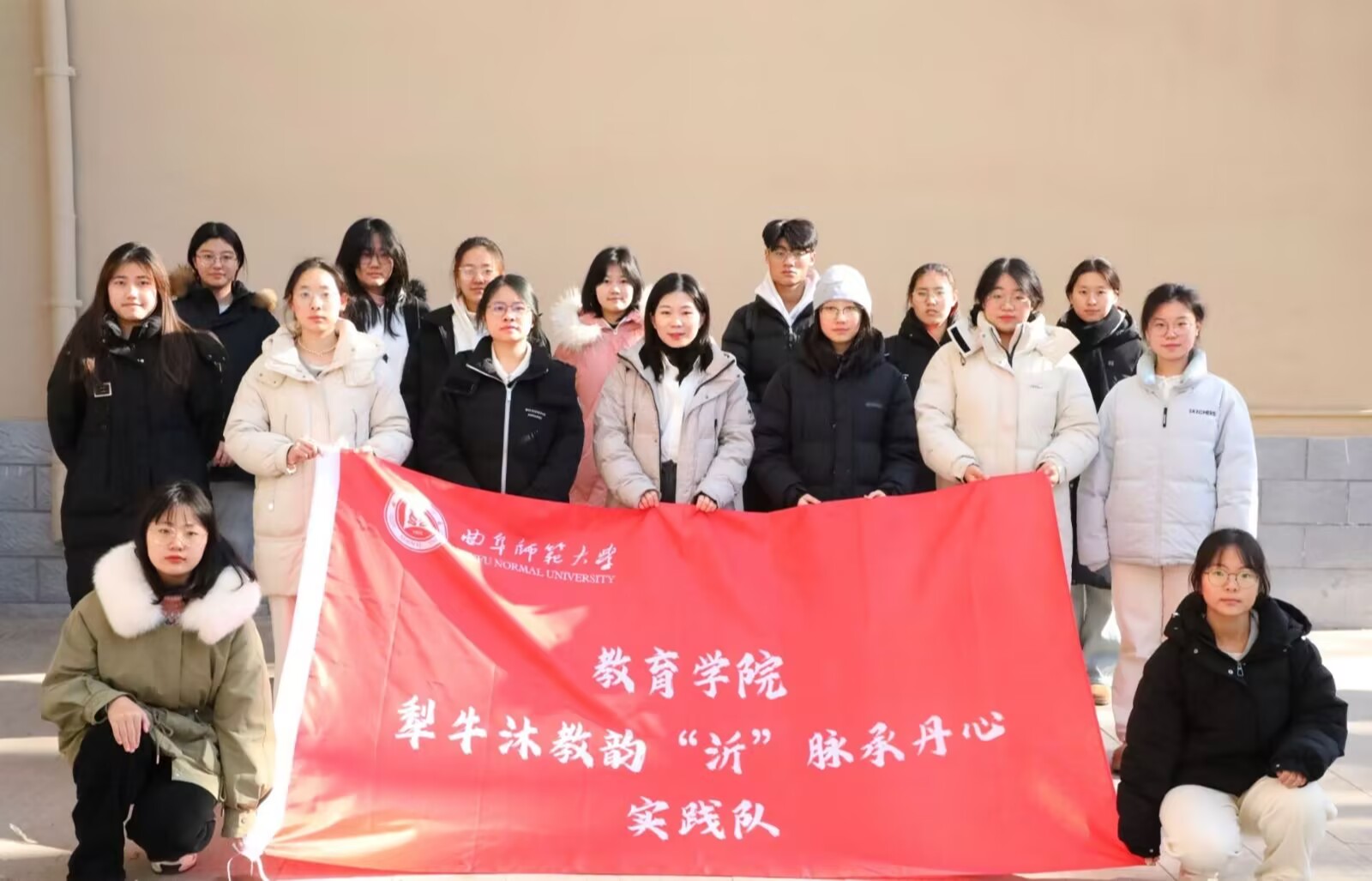 ������֮���}�����tɫ֮�³�