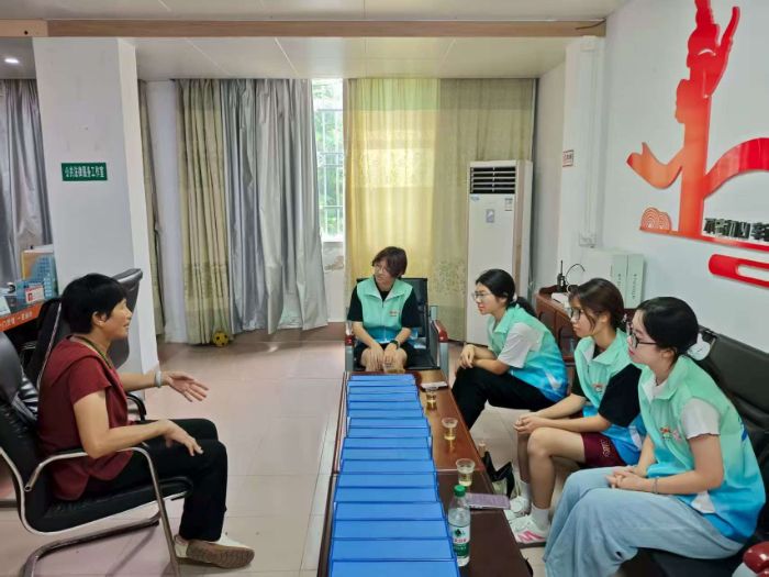 н��֮꠼��Lůͯ�� �ഺ�����x���l��������d