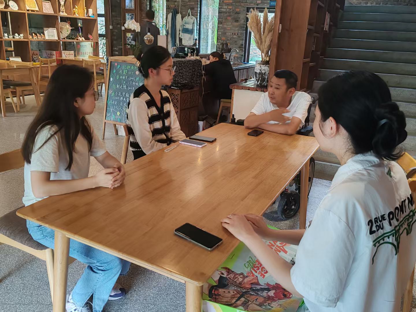 ����W(xu��)�������l(xi��ng)���R۫��İl(f��)չ֮·�����ğo���е��A���D(zhu��n)��