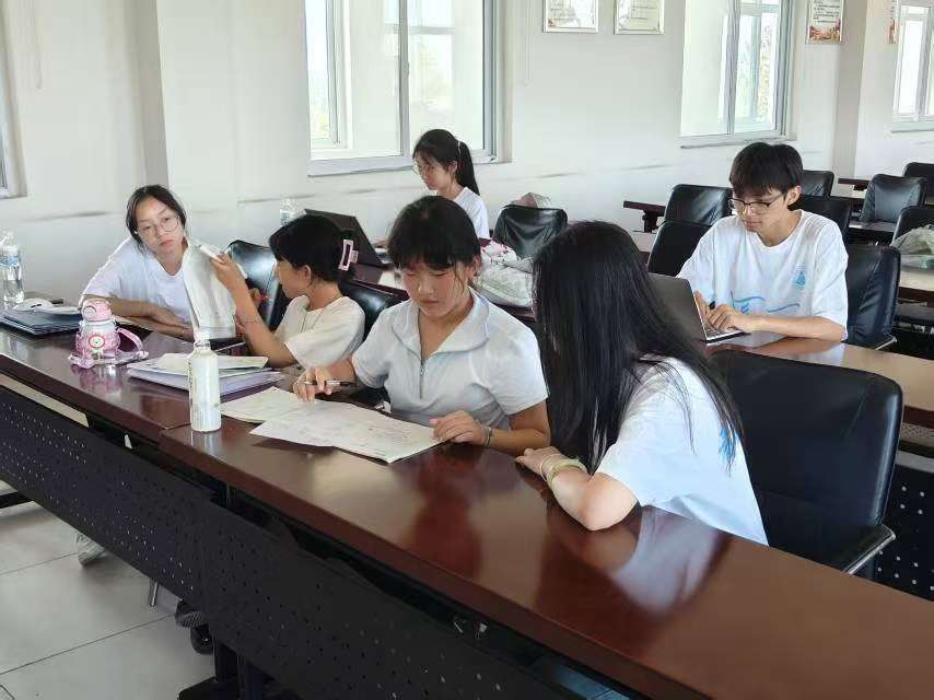 ���ĝ��ɾ`���A�����L�����L�\��