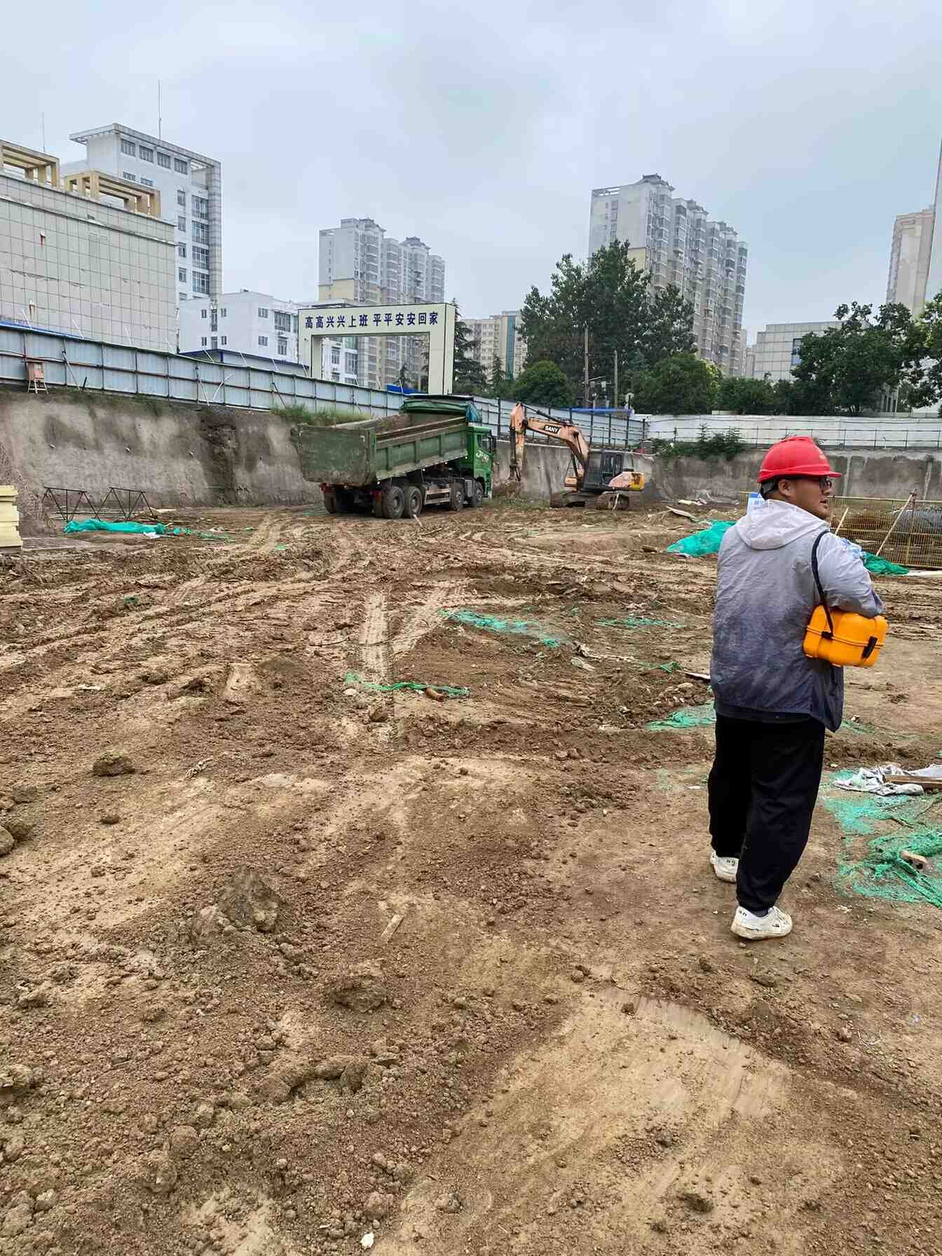 ������W�ӽ������،���