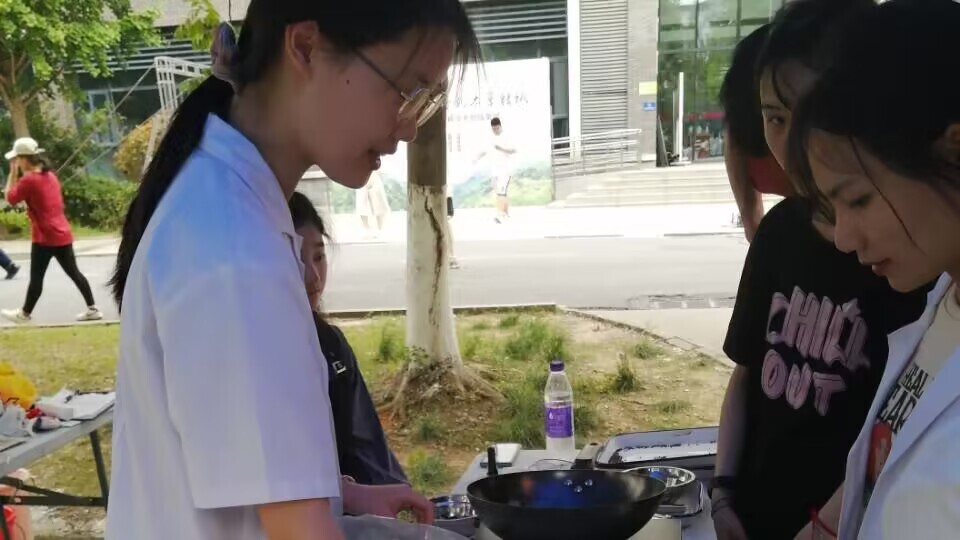 ���ֱ�������M����