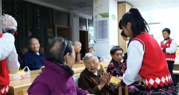 ���e�н������С�W�L��·У�^�_չ�����P������������`���