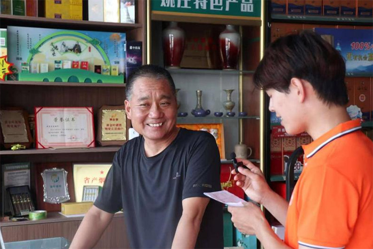 �Ϸʹ��I(y��)��W(xu��)������Ҧ�f�{(di��o)�У�̽���������z������·��