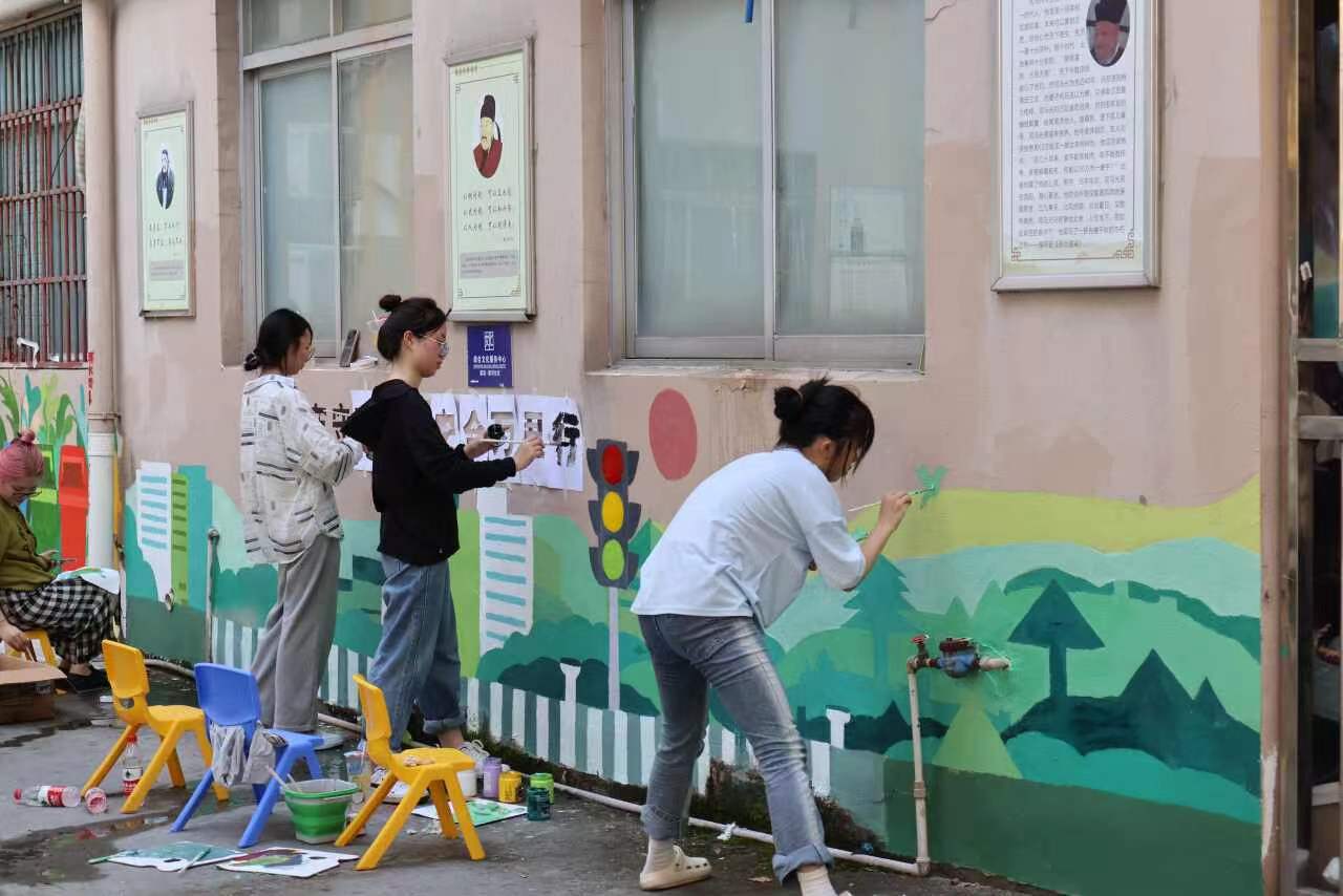 ˇ����δ�� ���㽭���̴�W(xu��)ˇ�g(sh��)�O(sh��)Ӌ�W(xu��)Ժ�������ЮT���^(q��)����������`�F꠾�����(chu��ng)���l(xi��ng)�����L(f��ng)ò