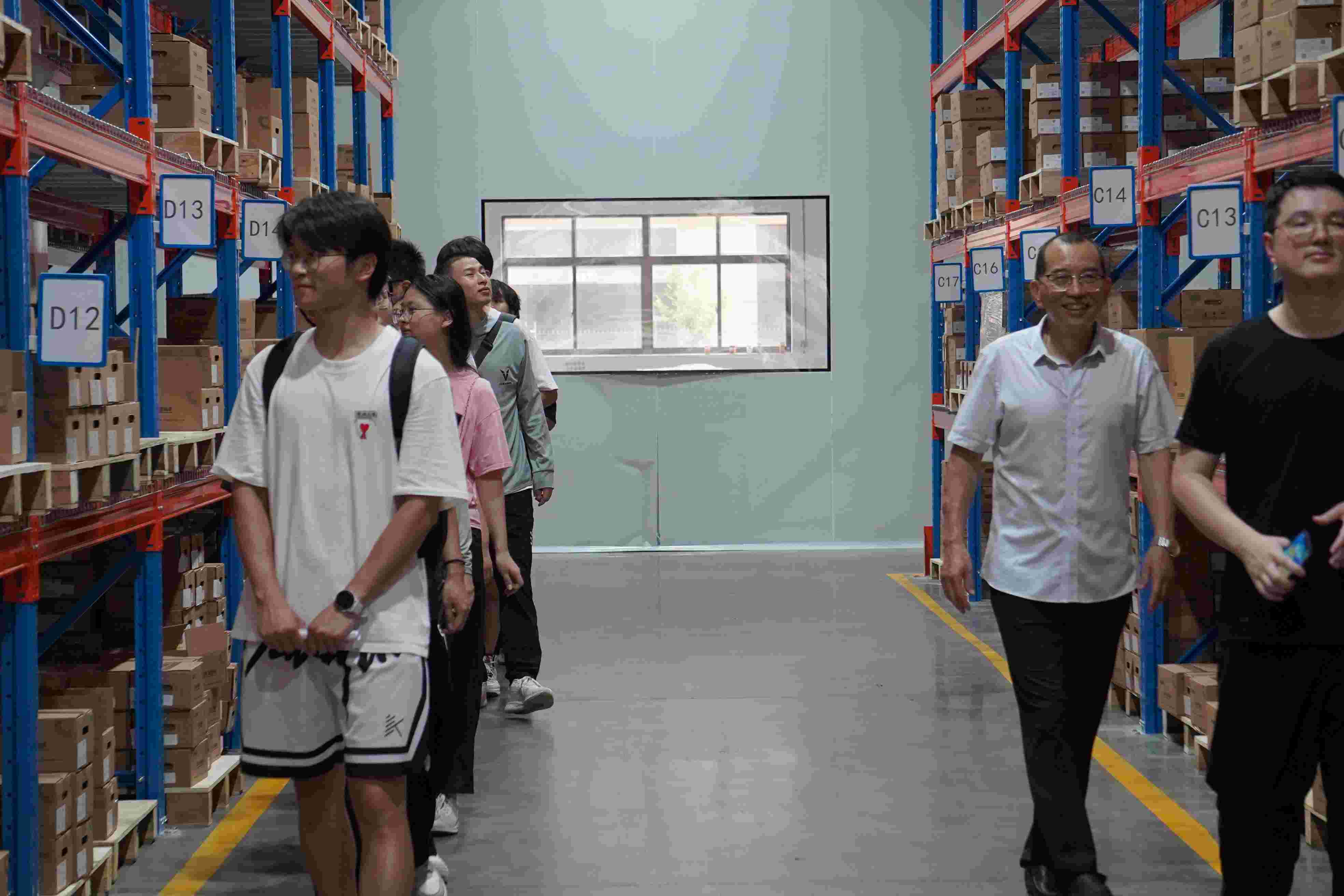 ������I��I���LՄ������W���{�Ќ����´���S�����޹�˾