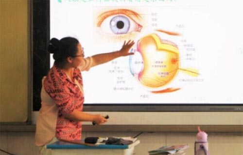 ����һƬ�N�ӣ��ȴ��S��֮��