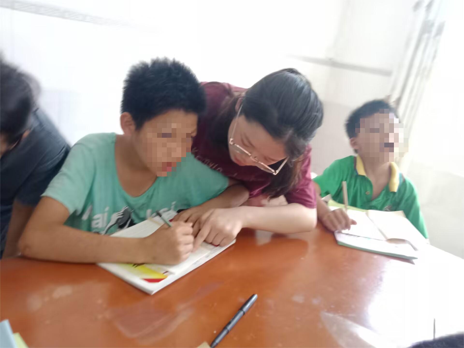 �����㝙ͯ�ġ����ݹ��WԺ־Ը�߈Fꠅ����L�������l����P�۸���Ժ��ͯ