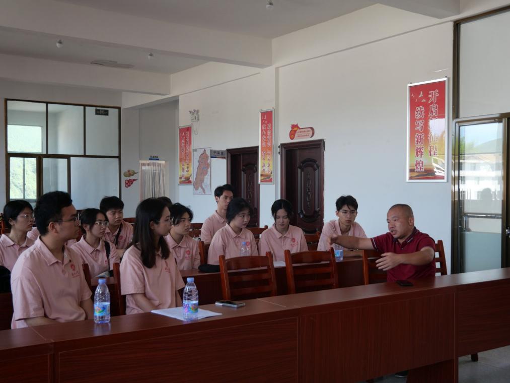 ����W�����M�Pɽ�壬���M�Gˮ��ɽ�g�����d·