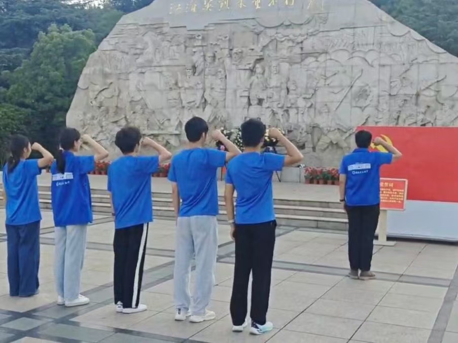 ����������W�������l�����tɫ�����x�ܕr�������ഺ�����c���Ϸ�����