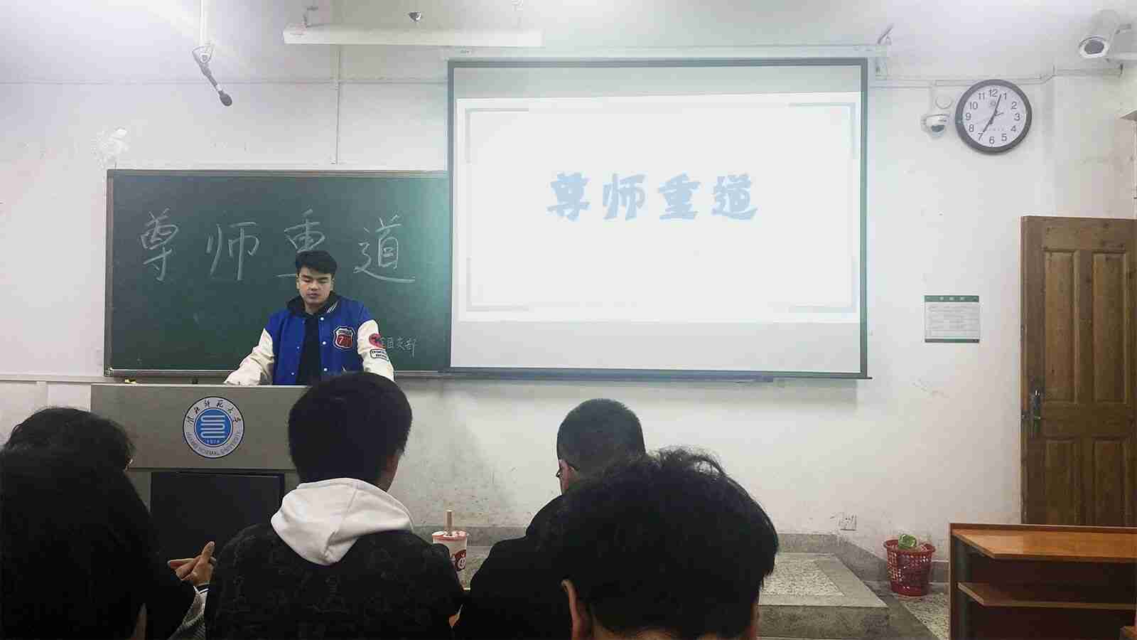 ���ێ���̣������ص������}����