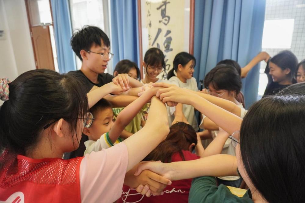 �r�����S����������