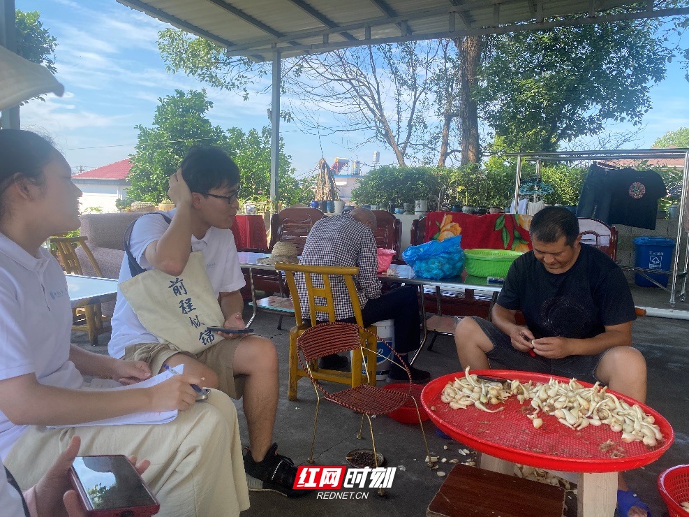 ���ϴ�W���Z����Ҋ�����`�F���l�ƏV��ͨԒ���c������һƬ