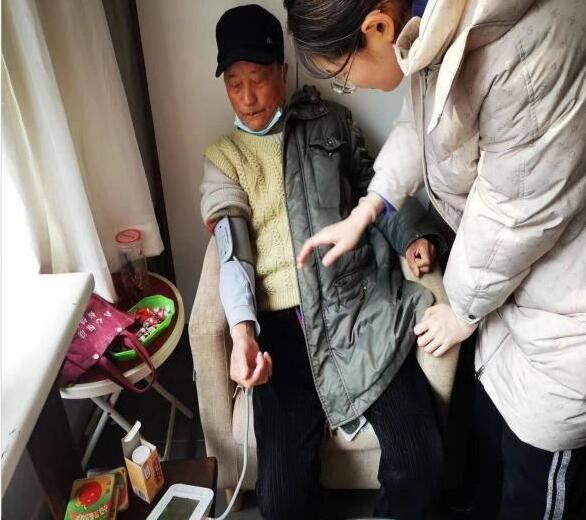 ��̩�W(xu��)����΢��֮�e�������ϣ���ů�ճ�֮��