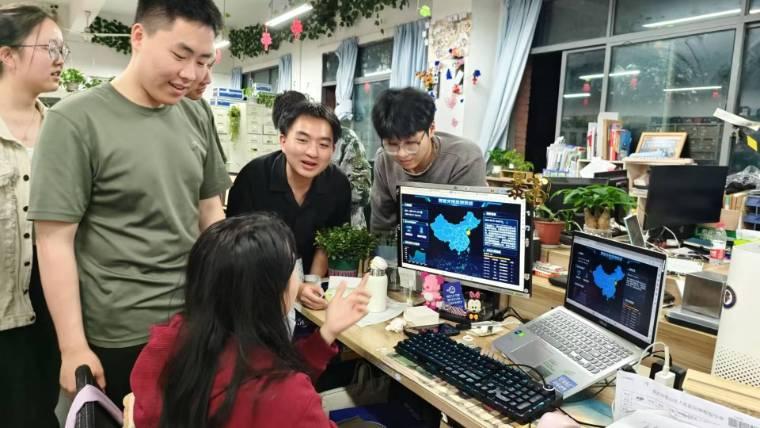 ��W�����������������ˣ��������cٝ