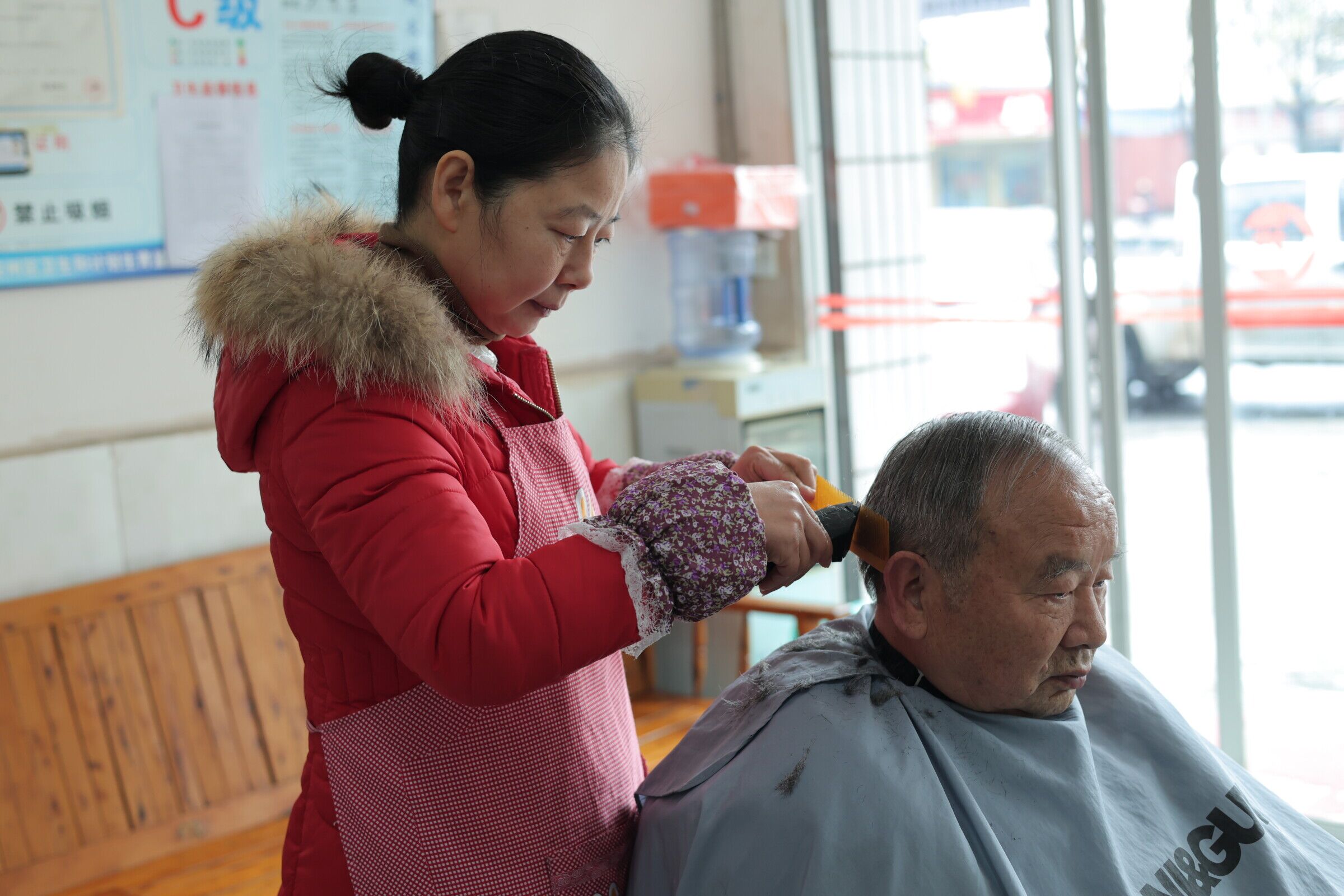 ��ˇ���x��������ζ����У����f(xi��)ͬ���L�о������L��