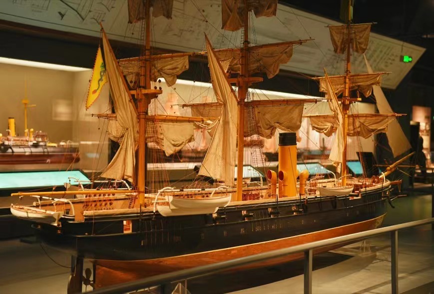 �����E��֮�ã�̽�����ݴ����ֵ�ӛ��ƪ��