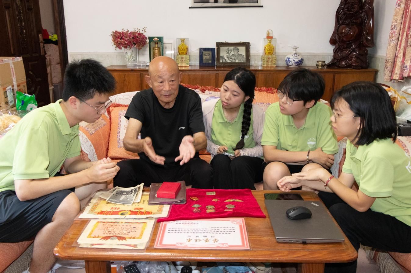 �Ϸʹ��I(y��)��W(xu��)�����ϿƌW(xu��)�c���̌W(xu��)Ժ�������l(xi��ng)�s������ѭ�¡���(sh��)�`�F(tu��n)����կ�_չ���(hu��)��(sh��)�`