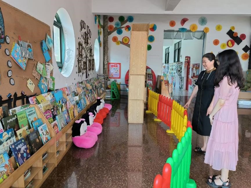 ����+����������׃����B����