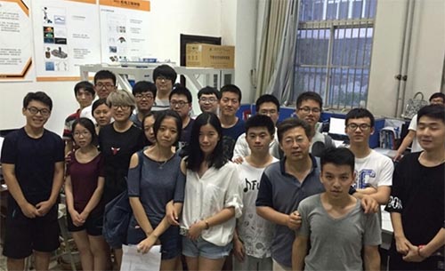 �����������ęC���