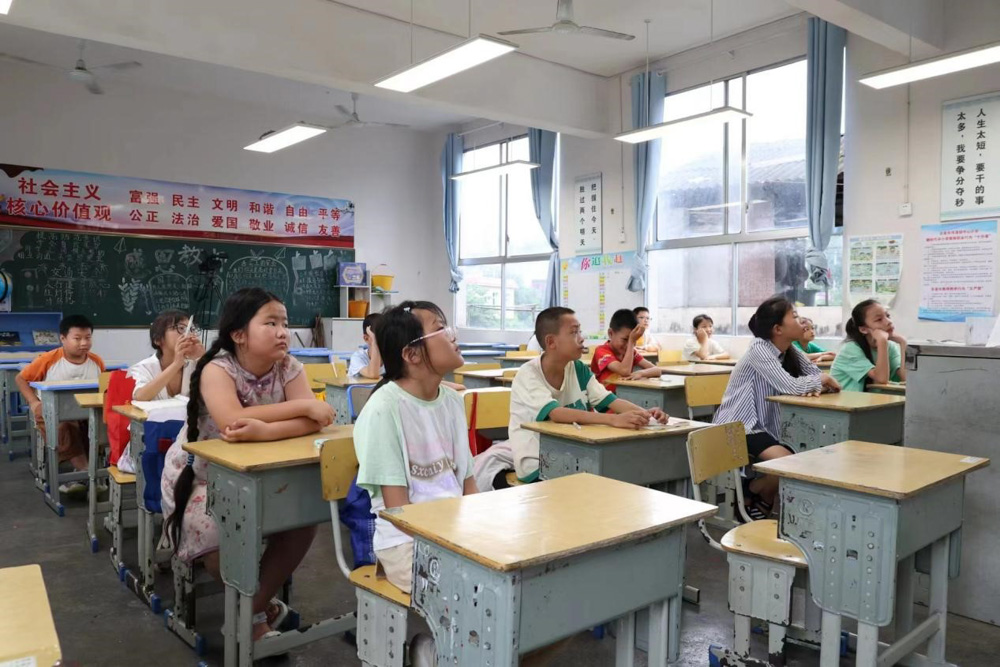 ���״�W���Ă����ꡱ������`�F��������ͨ����С���𣬏�������