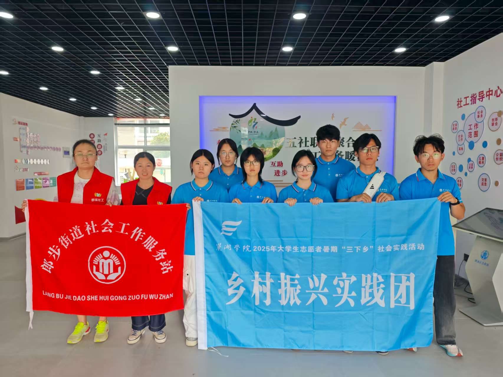 �����WԺ�W�Ӹ���Ϫ�{�У�������������l���Ҹ���Ϧꖼt��