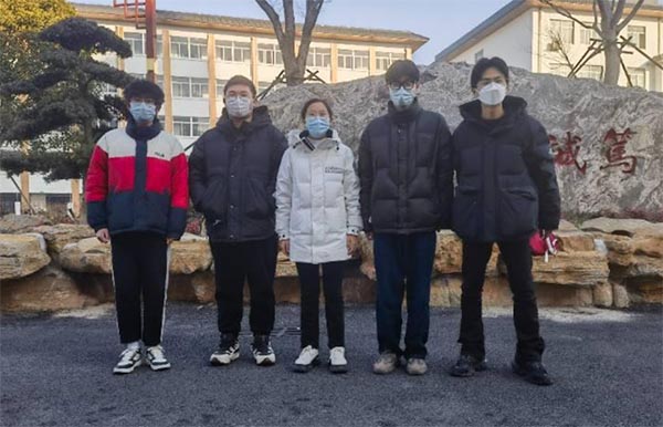 �Ͼ���Ϣ���̴�WĸУ��