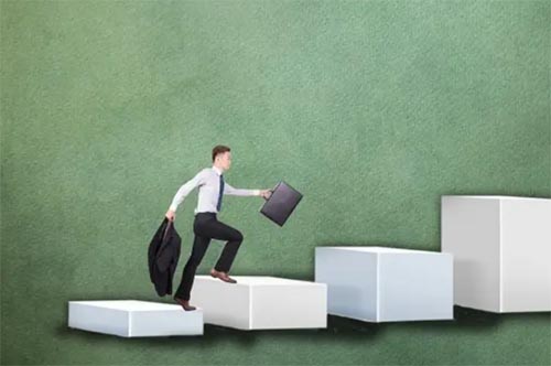 �ɹ����ǳ�Խ����