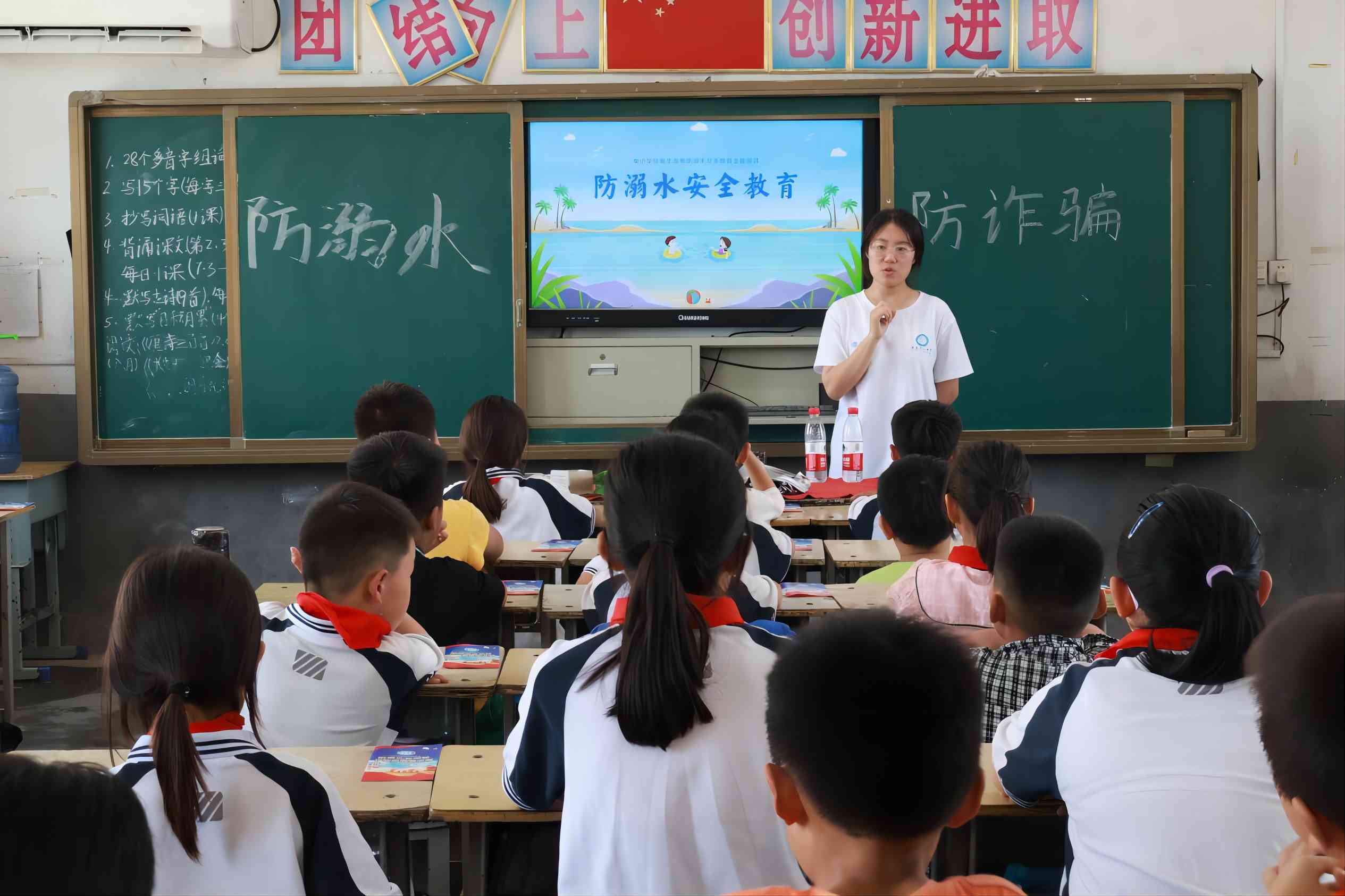 �c(di��n)���l(xi��ng)����� ����������