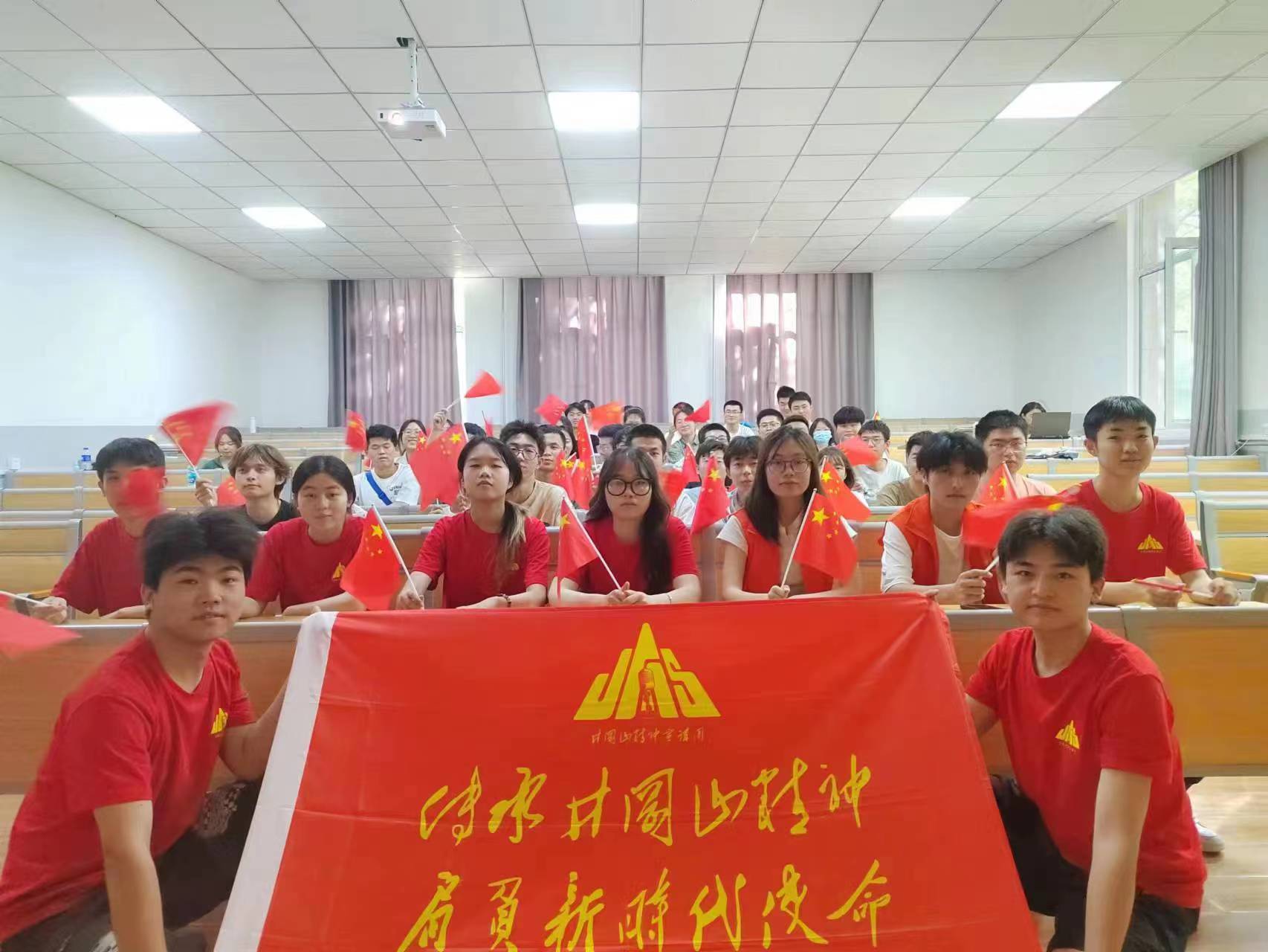 �m��������W(xu��)��������־Ը���v�F(tu��n)�_չ�������� �Ї���(m��ng)�� ���(xi��ng)�������(hu��)��(sh��)�`���(d��ng)