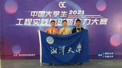 ǧ���f���m���࣬���M��ɳʼ����