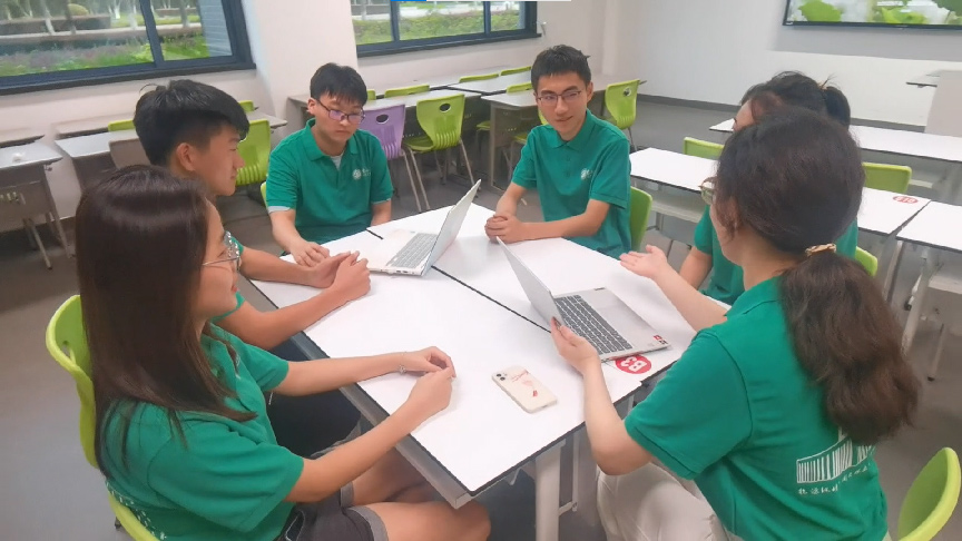 �|�ϴ�W(xu��)������(m��ng)�ϟ������ڌ�(sh��)�`�(du��)���ɏ�һ�����݉�(m��ng)�A���|�������������