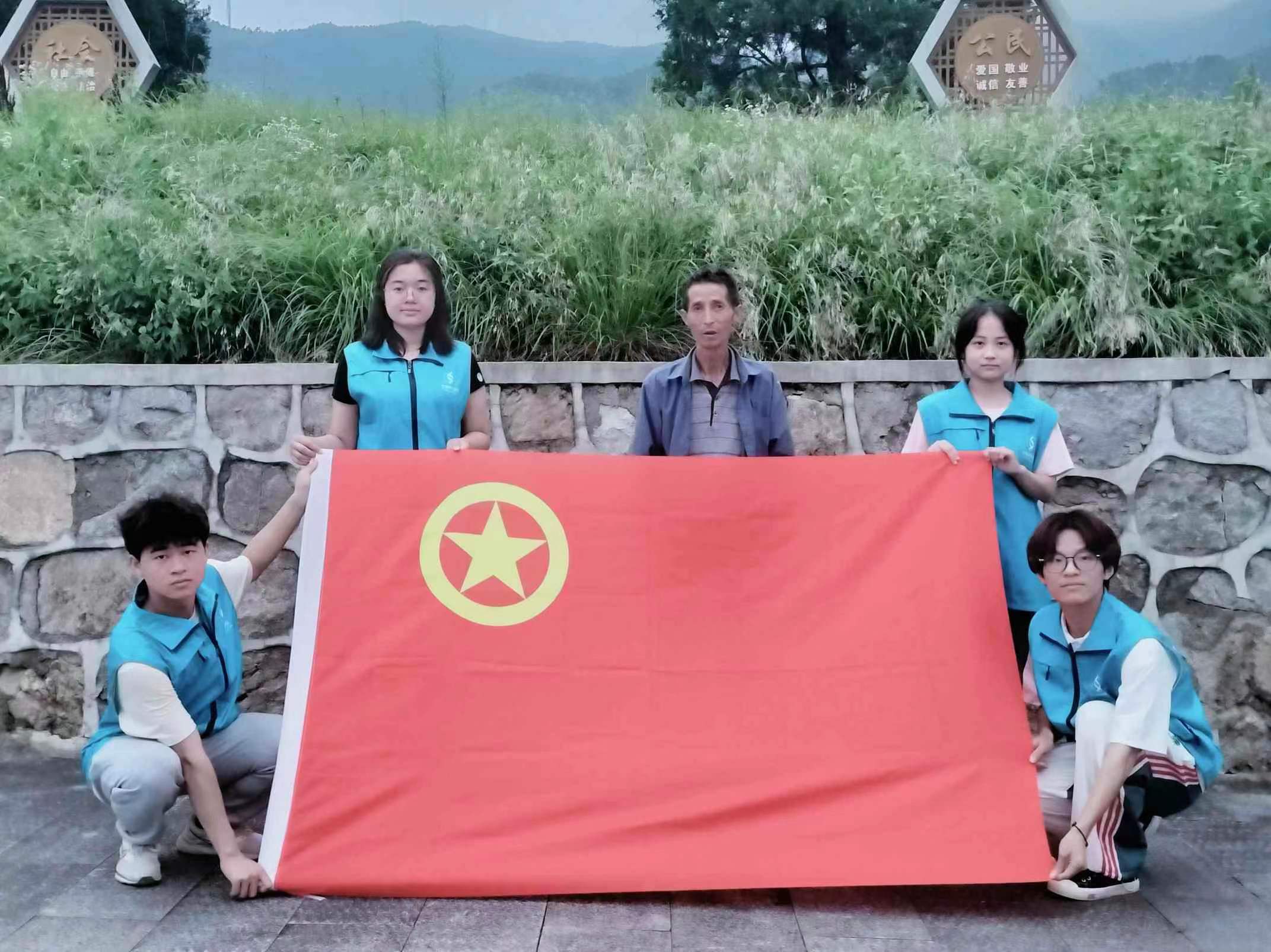 ���ώ�����W(xu��)�����ƌW(xu��)�W(xu��)Ժ����С�࣬ɭС�G��֮����t�I(l��ng)�����B(t��i)�G��(sh��)�`�{(di��o)�ЈF(tu��n)�_չϵ�л�ӡ������L�o(h��)�ֆT