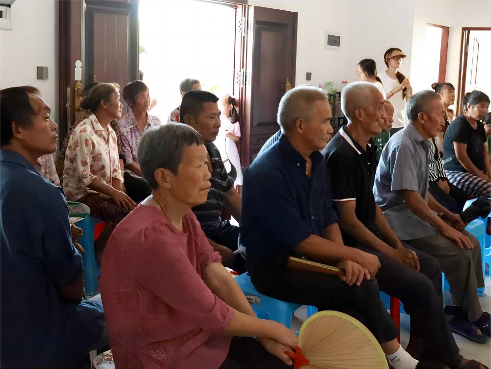 �Gɫ��̼�M���f���������l�塱ӭ���